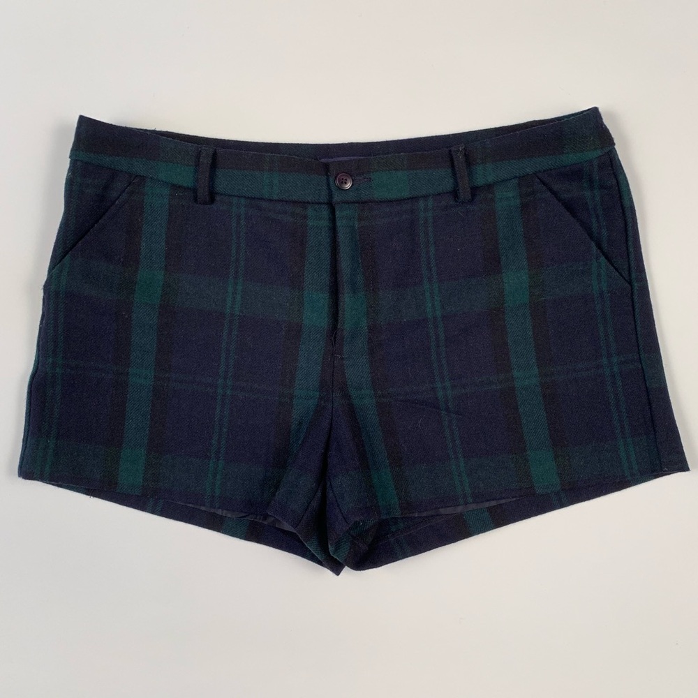 GAP women’s plaid wool shorts